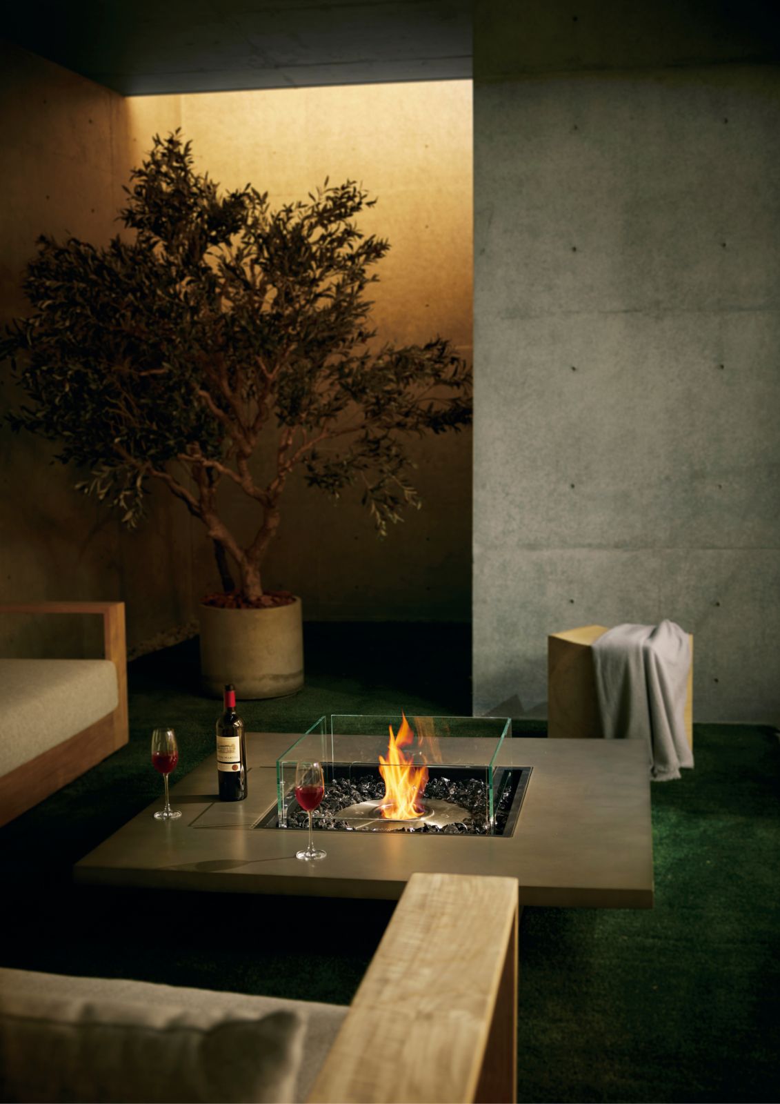 EcoSmart Fire - Vertigo 50 - Gas Fire Pit Table - Natural