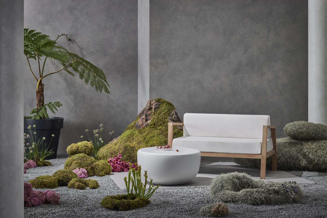 Sit L52 Chair - Indoor and Outdoor Chair