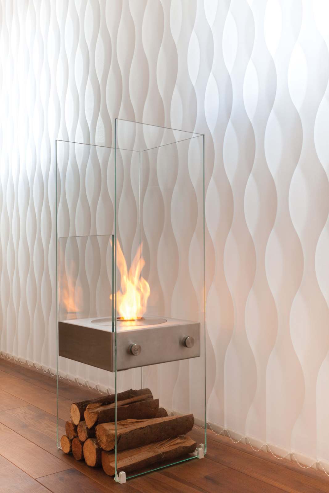 EcoSmart Fire - Ghost - Designer Fireplace - Black