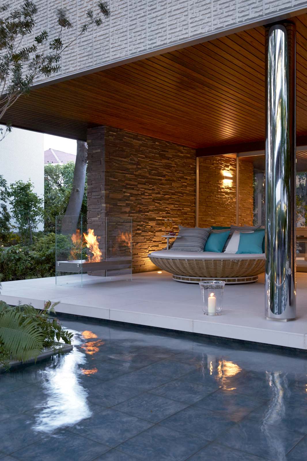 EcoSmart Fire - Igloo - Designer Fireplace - Stainless Steel
